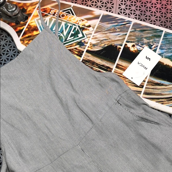 🔥🔥 RVCA DANFORTH JUMPSUIT 🔥🔥 - Picture 3 of 8